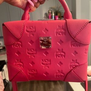Beautiful MCM purse. Limited edition, perfect condition 💗